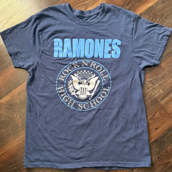 Ramones "Rock N' Roll High School" T-Shirt - Size XL - Picture 2 of 6